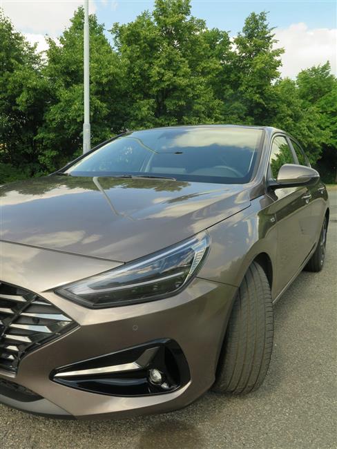 Test Hyundae i30 Fastback 1,5 Turbo mild hybrid