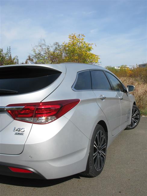 Největší kombi Hyundai - i40 s motorem 1,7 D s automatem