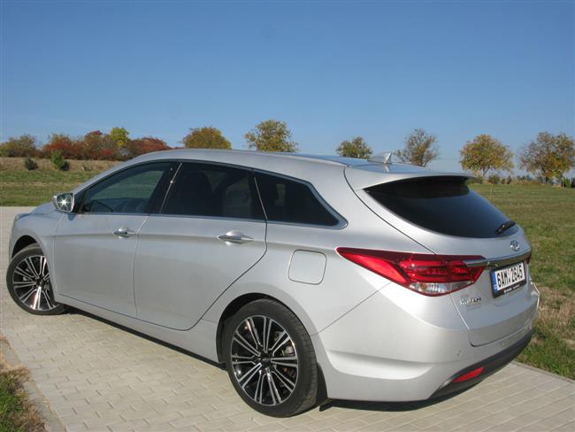 Největší kombi Hyundai - i40 s motorem 1,7 D s automatem