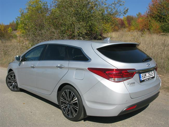 Největší kombi Hyundai - i40 s motorem 1,7 D s automatem