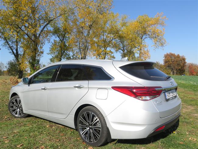 Největší kombi Hyundai - i40 s motorem 1,7 D s automatem
