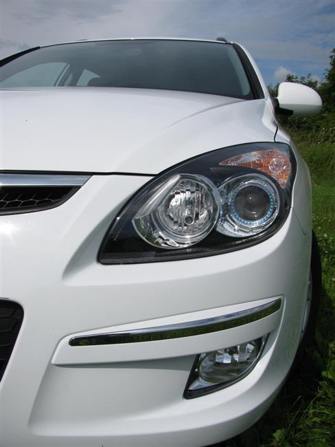 Rodinné české kombi s benzínovým motorem 1,6 to je Hyundai i30 CW