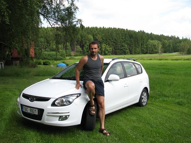 Rodinné české kombi s benzínovým motorem 1,6 to je Hyundai i30 CW