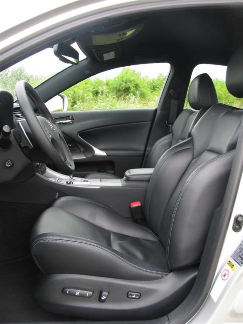 Test nejmenho Lexusu - IS 250 se estivlcem a 6-ti stupovm automatem