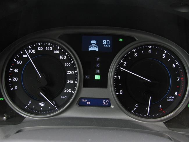 Test nejmenšího Lexusu - IS 250 se šestiválcem a 6-ti stupňovým automatem