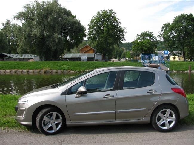 Redakn test vozu Peugeot 308 s benznovm motorem 1,6 VTI