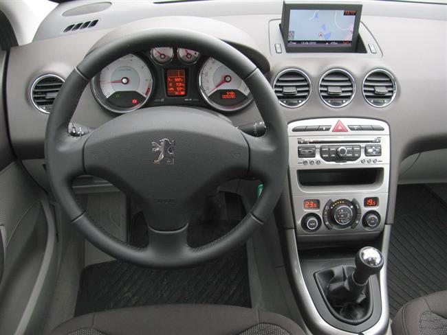 Redakční test vozu Peugeot 308 s benzínovým motorem 1,6 VTI