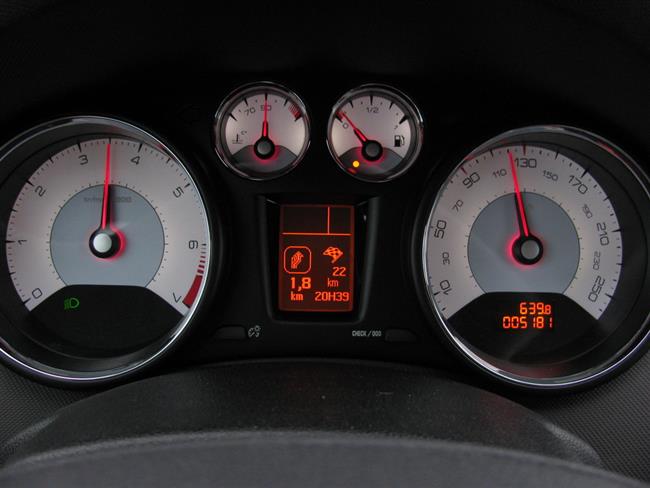 Redakční test vozu Peugeot 308 s benzínovým motorem 1,6 VTI