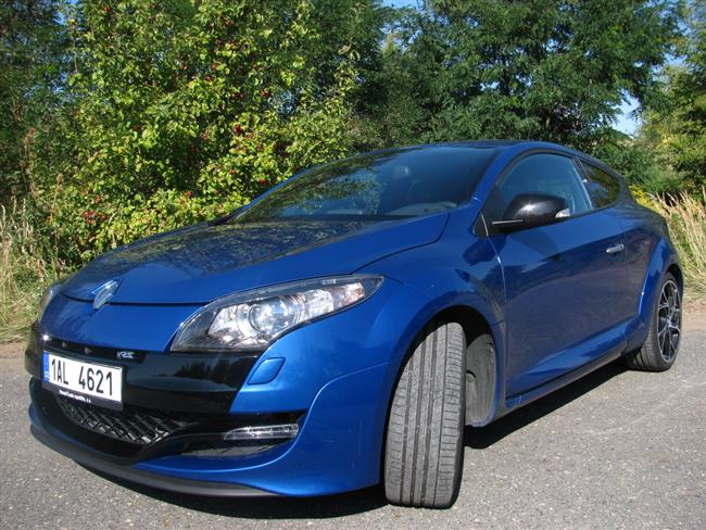 Test nejrychlejšího Renaultu