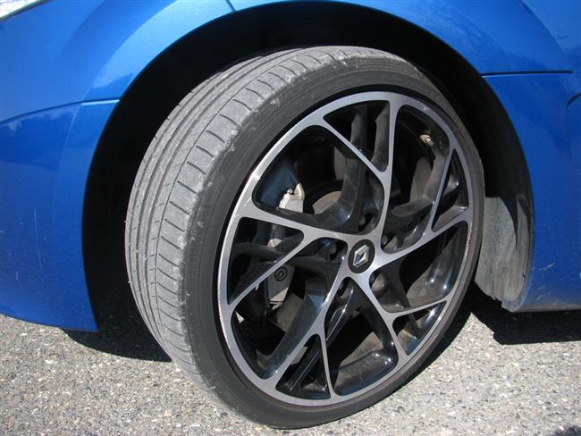 Test nejrychlejšího Renaultu