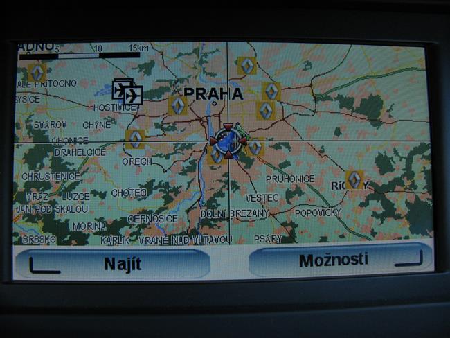 Test zakladatele středních MPV - Renault Scenic s turbomotorem 1,4 TCE