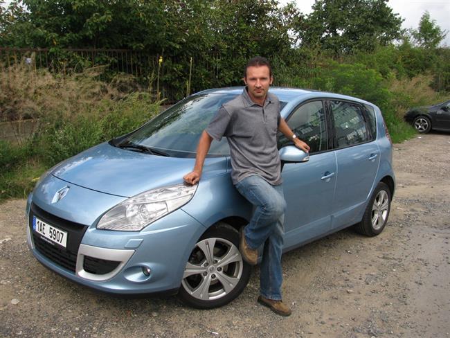 Test zakladatele středních MPV - Renault Scenic s turbomotorem 1,4 TCE