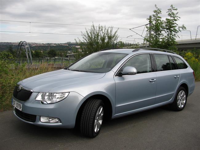 Test největší vyráběné škodovky Superb Combi 2,0 TDI s automatem