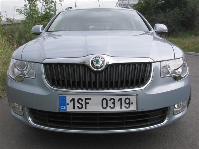 Test největší vyráběné škodovky Superb Combi 2,0 TDI s automatem