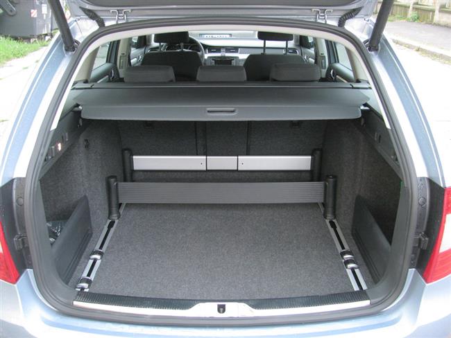 Test největší vyráběné škodovky Superb Combi 2,0 TDI s automatem