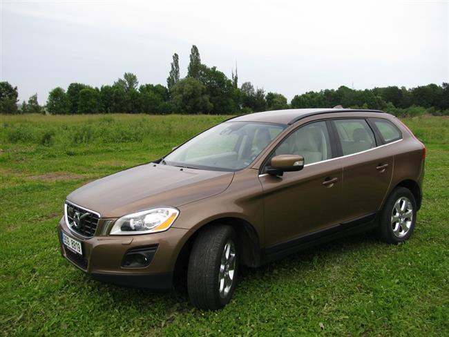 Redakční test SUV Volvo XC60 ve verzi Drive pouze s předním pohonem