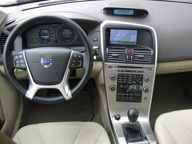 Redakční test SUV Volvo XC60 ve verzi Drive pouze s předním pohonem