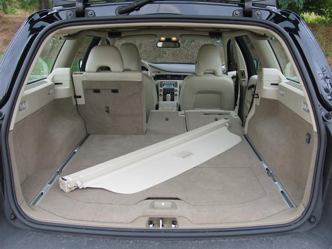 Test rodinnéhokombíku Volvo XC70 D5