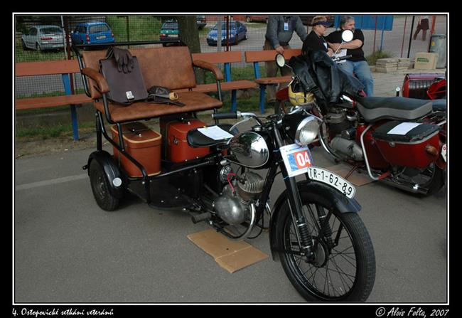 Museum automobil v Heldenbergu v Rakousku nabz mnoh zvun jmna