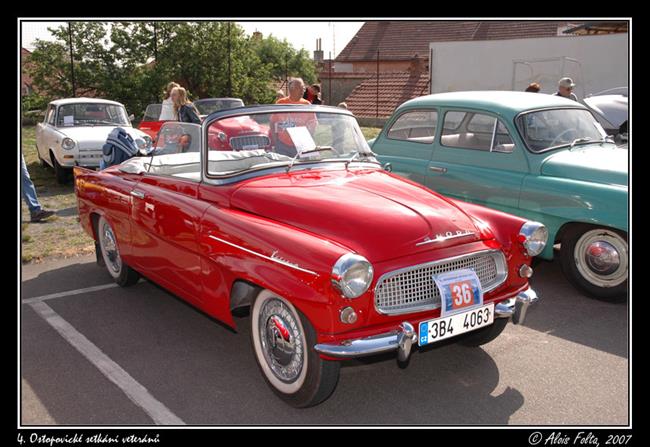 Museum automobil v Heldenbergu v Rakousku nabz mnoh zvun jmna