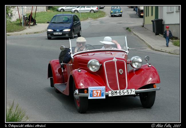 Museum automobilů v Heldenbergu v Rakousku nabízí mnohá zvučná jména