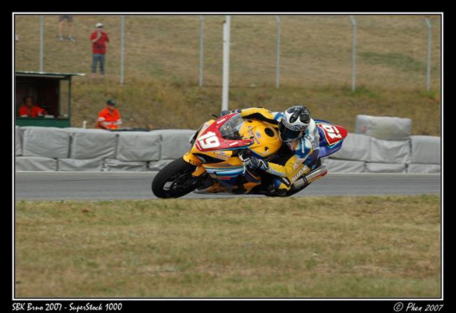 SuperStock 1000 na SuperBike Brno 2007