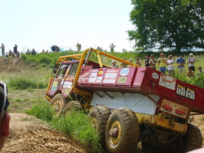 TruckTrial na rani ve Vrnov u Sokolova