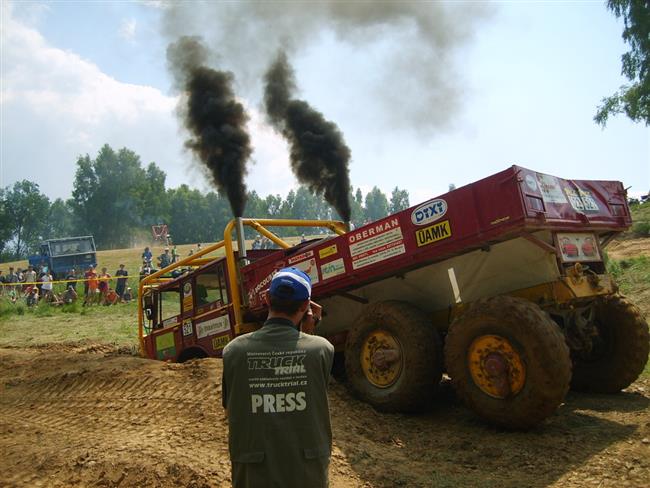 TruckTrial na rani ve Vrnov u Sokolova