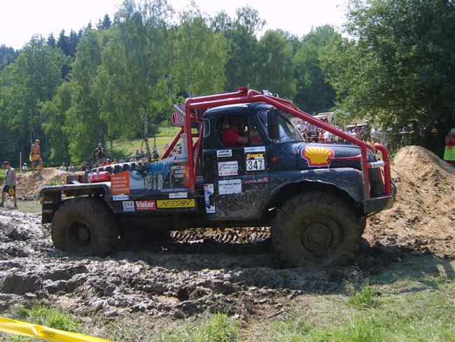 TruckTrial na rani ve Vrnov u Sokolova