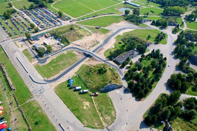 Oteven novho autodromu Czechring v Hradci Krlov