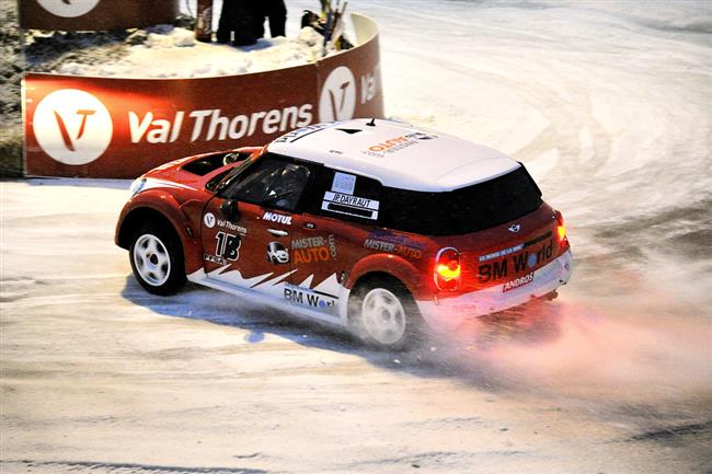 Alain Prost s Lodgy Glace a Jean Philippe Dayraut s Mini  společně v čele Trophée Andros