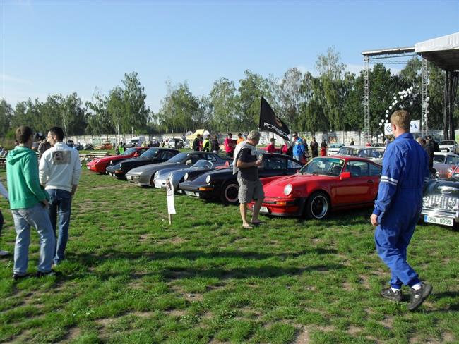 Hradeck rallyeshow 2011 a oteven zdejho autodromu - atmosfra akce