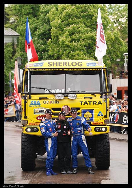 Loprais Tatra Team vyr na DAKAR 2009 poslen! Pekvapivm navigtorem Vojtch tajf