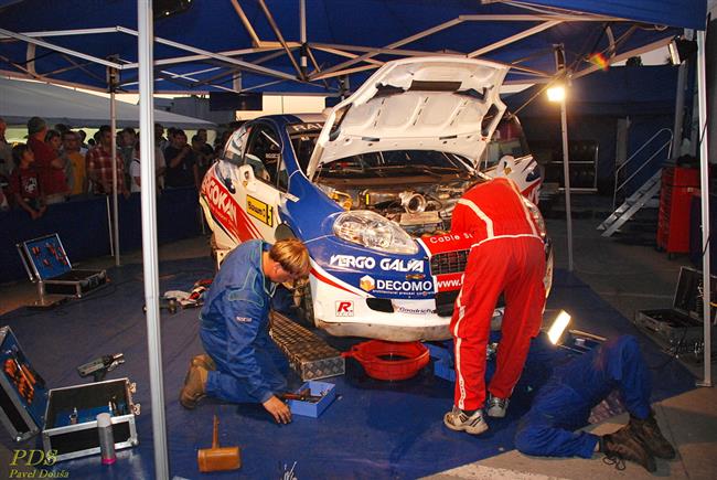 IRC 2007 v cli. Vyhrl panl Garca Ojeda ( Peugeot 207 S2000).