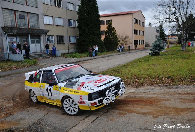 Na Rallye Berounka Revival nave na jae Rallye Praha Revival