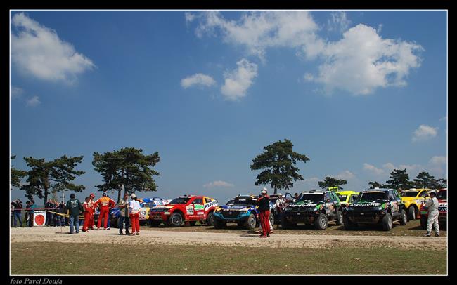 6.ORC BAJA SLOVAKIA : 14 motocyklov, 22 tvorkoliek a 28 automobilov na startu !