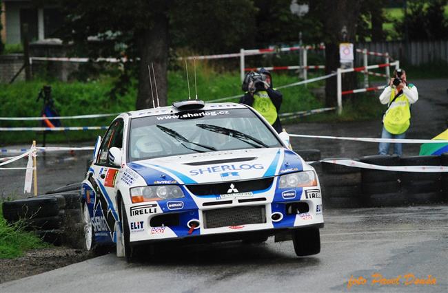 Navrátilec do soutěží David Komárek i  Igor Drotár v desítce na Horácké rallye 2009