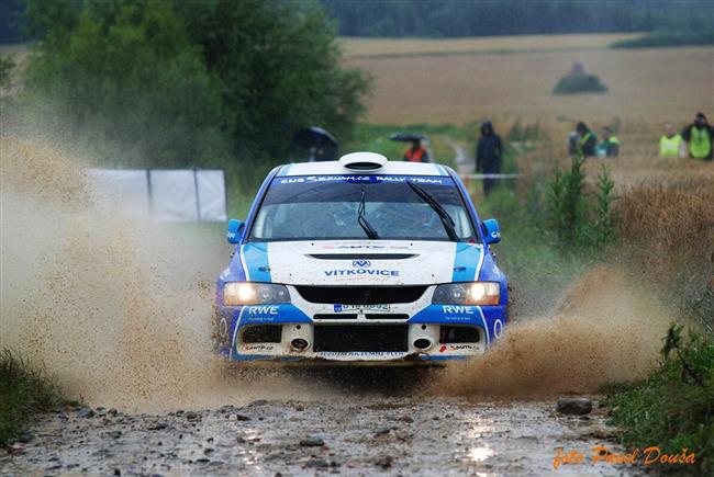 Navrátilec do soutěží David Komárek i  Igor Drotár v desítce na Horácké rallye 2009