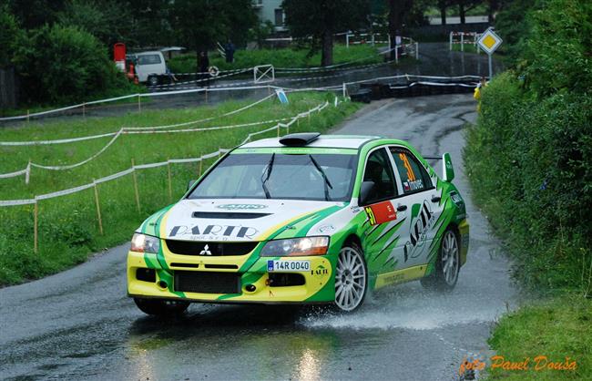 Navrátilec do soutěží David Komárek i  Igor Drotár v desítce na Horácké rallye 2009