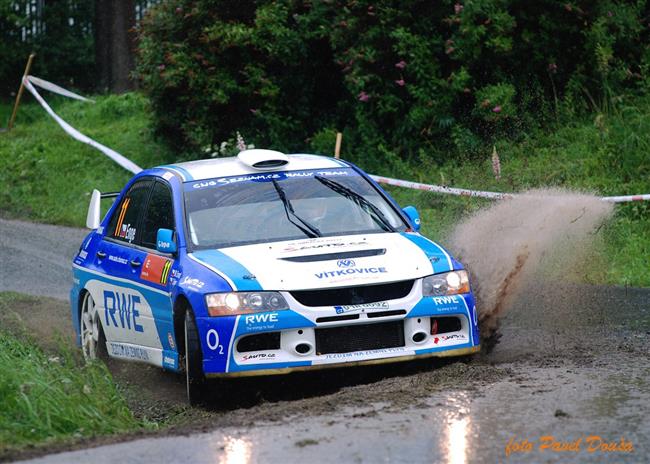 Navrátilec do soutěží David Komárek i  Igor Drotár v desítce na Horácké rallye 2009
