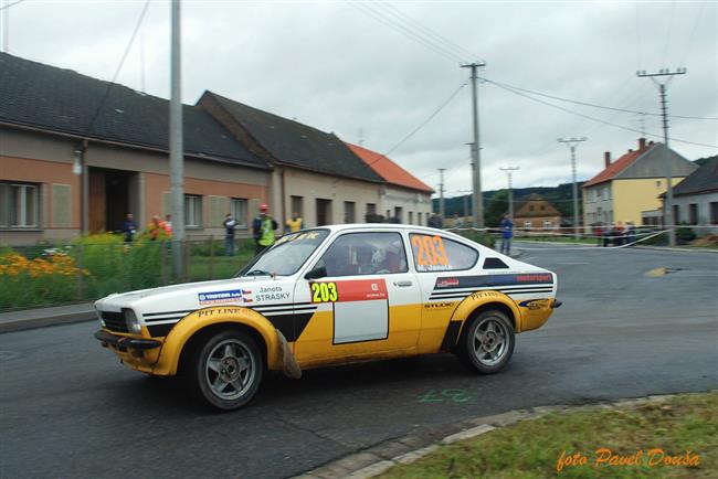 Navrátilec do soutěží David Komárek i  Igor Drotár v desítce na Horácké rallye 2009