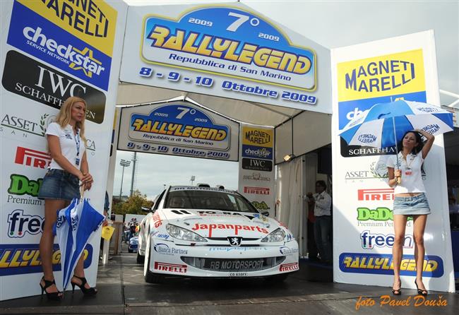 TUSCAN rallye plná krásných legendárních krasavců startuje.