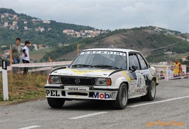 TUSCAN rallye plná krásných legendárních krasavců startuje.