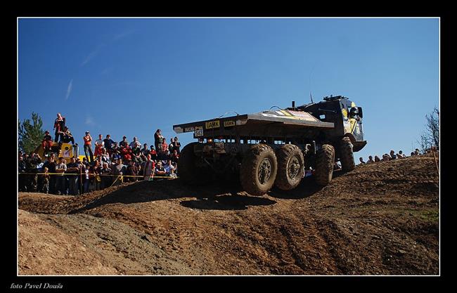 Trucktrial odstartuje ve vojenskm prostoru Teleek u Milovic u Nymburka