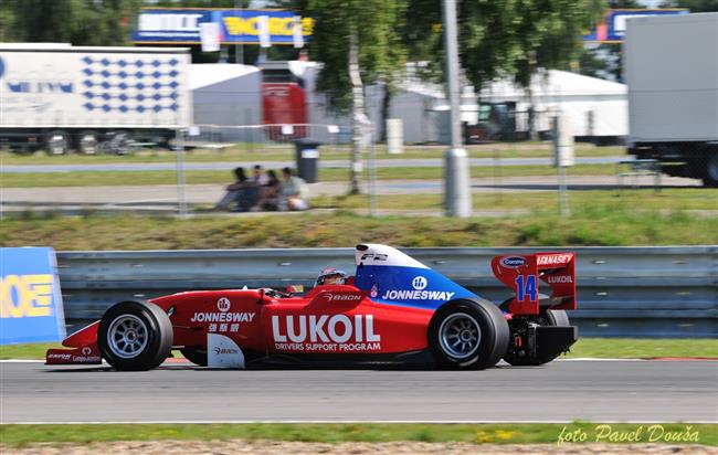 Formule 2 pi WTCC v Brn 2010, foto Pavel Doua