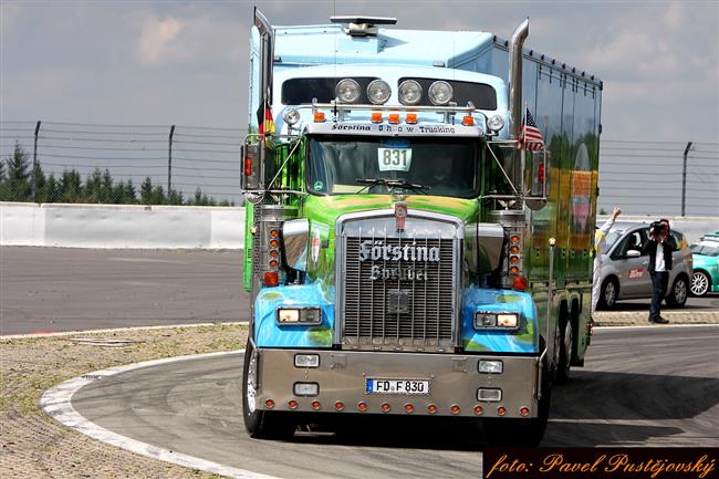 Show-Girls-Truck Nrburgring-objektivem Pavla Pustjovskho