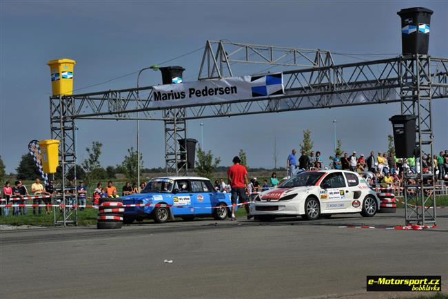 Hradeck rallyeshow 2011 a oteven zdejho autodromu objektivem Boba Hlvky