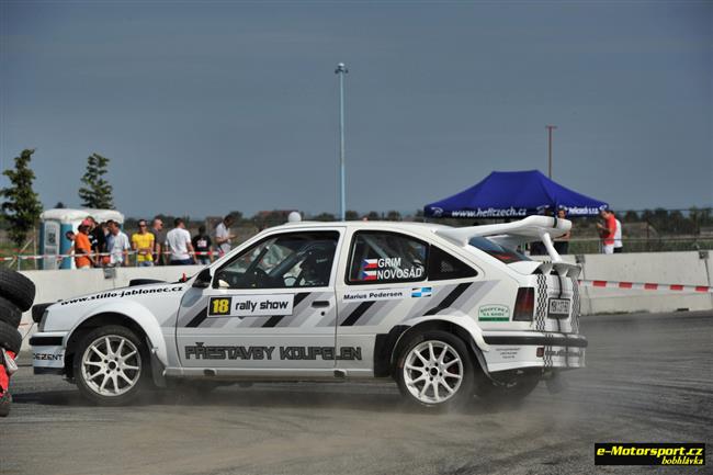 Hradeck rallyeshow 2011 a oteven zdejho autodromu objektivem Boba Hlvky