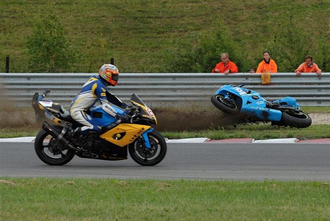 Tak MOTO CUP 2011 na okruhu Slovakia Ring byl slavnostn ukonen