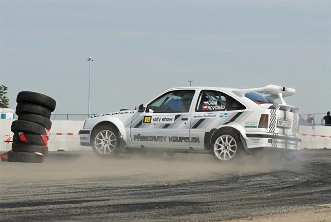 STILLO motorsport Ji GRIM a Radek NOVOSD na RALLYSHOW HRADEC KRLOV 2011 foto Lubo NOVOSD